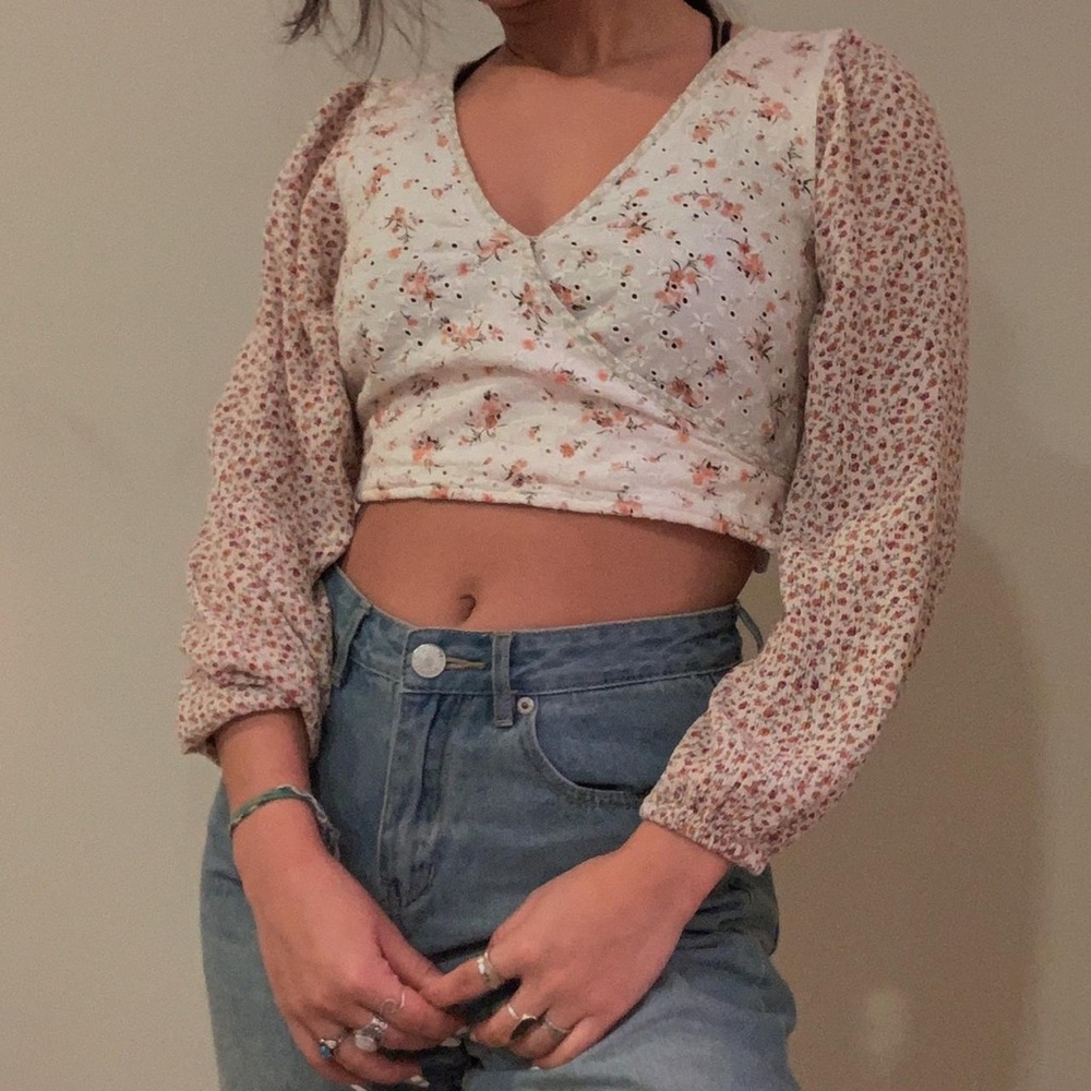 AMERICAN EAGLE top floral peasant sleeve cropped cottagecore wrap‎ Abercrombie